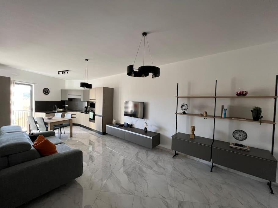 Gozo - 3 Bedroom - Brand New Zebbug  エクステリア 写真